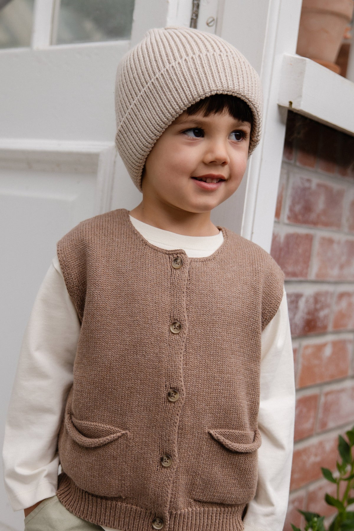 Flynn Vest - Doe - image 10